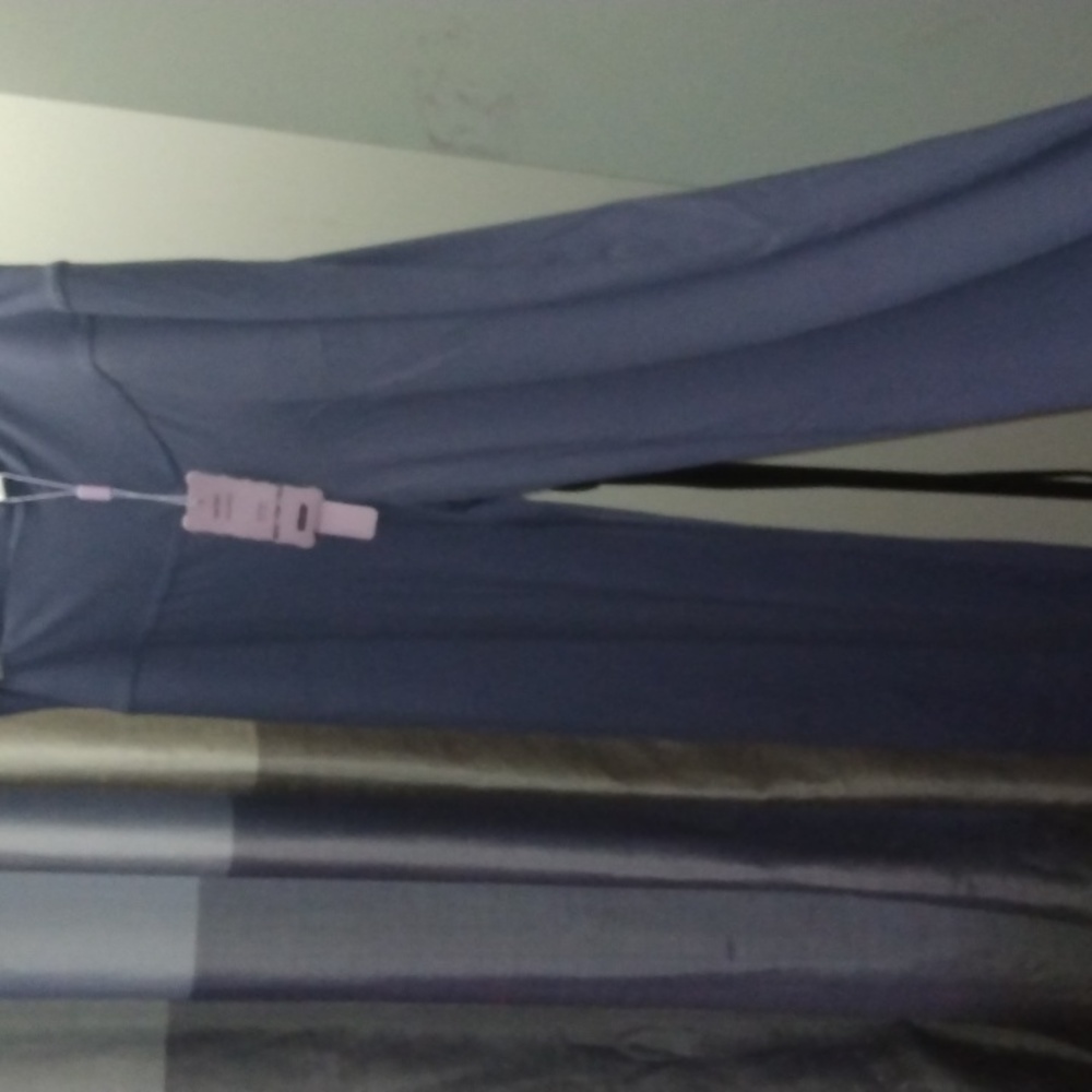 Cathy athletic lounge wear grey Sz Medium new